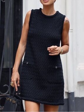 CHANEL Knit Dress 
• Collection: Fall/Winter 2014-2015